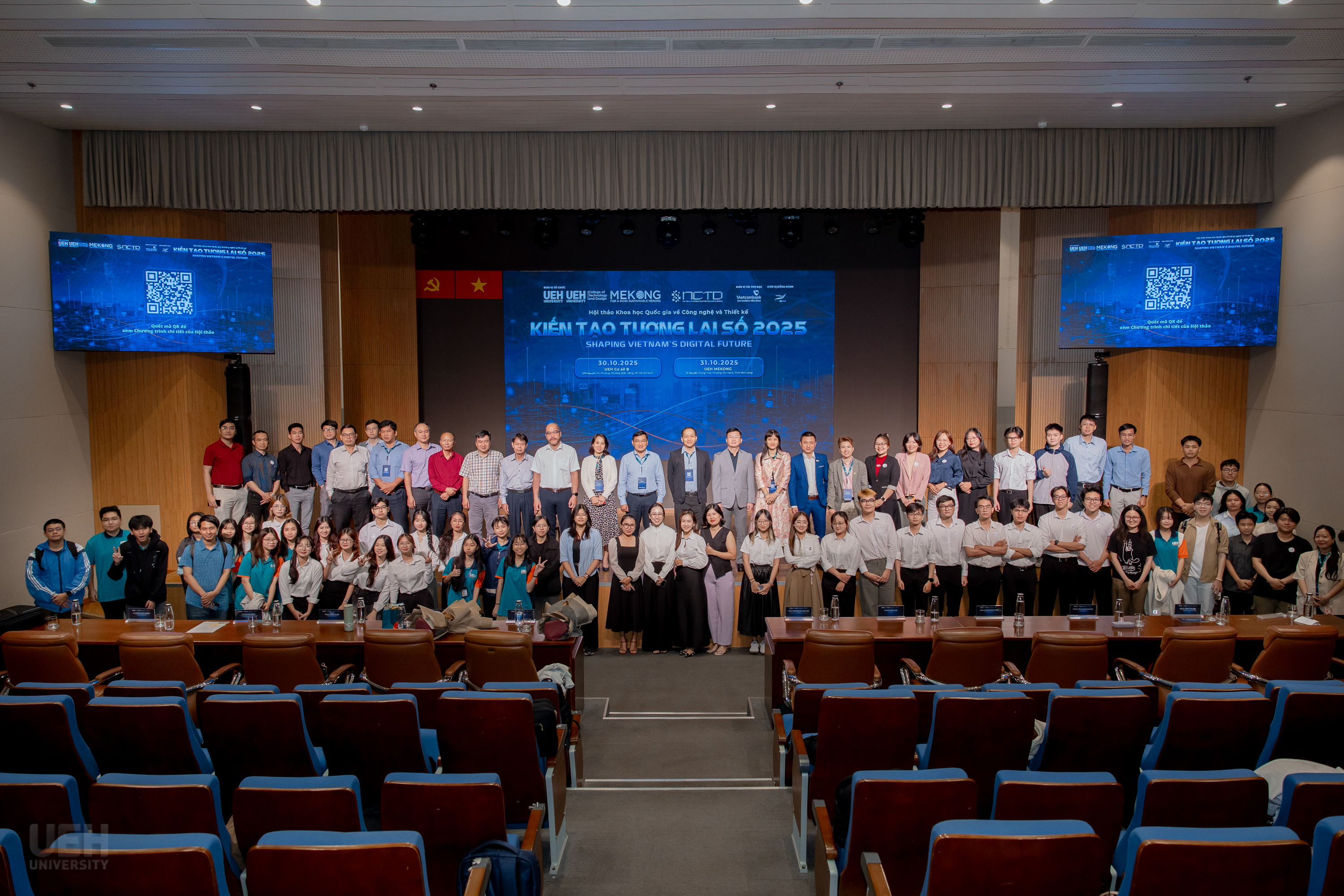 Cac-dai-bieu-chup-hinh-luu-niem-