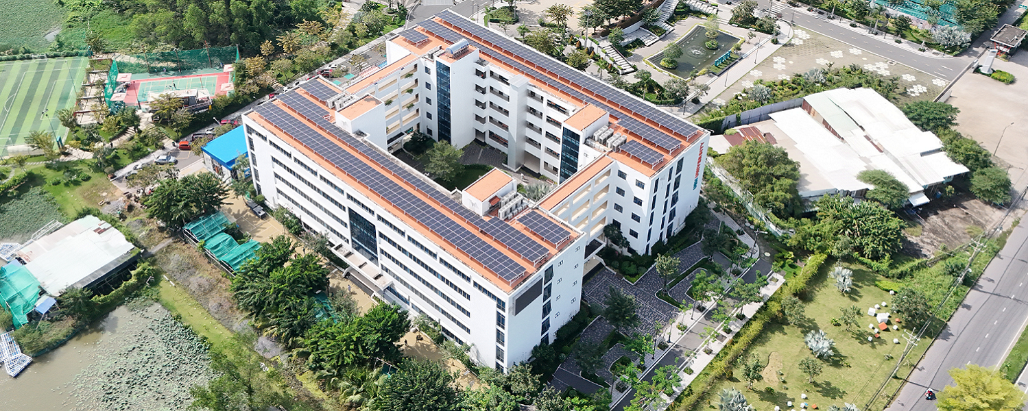 UEH and Solar Energy: Affirming the Pioneering Role in Green Energy Application with the Reduction of 1,265.5602 tons of CO2