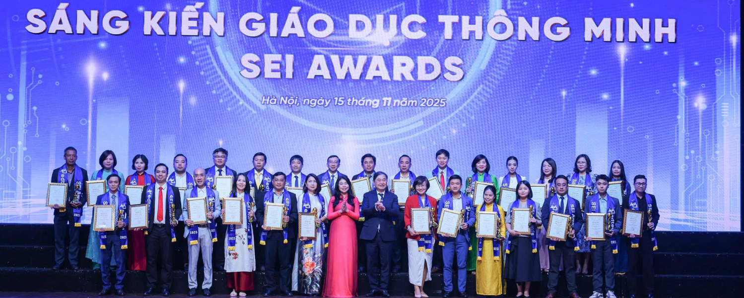 UEH được vinh danh Sáng kiến giáo dục thông minh tại Diễn đàn Công nghệ & Chuyển đổi số Giáo dục - EDTECH Vietnam 2025, khẳng định vị thế Đại học tiên phong chuyển đổi số 