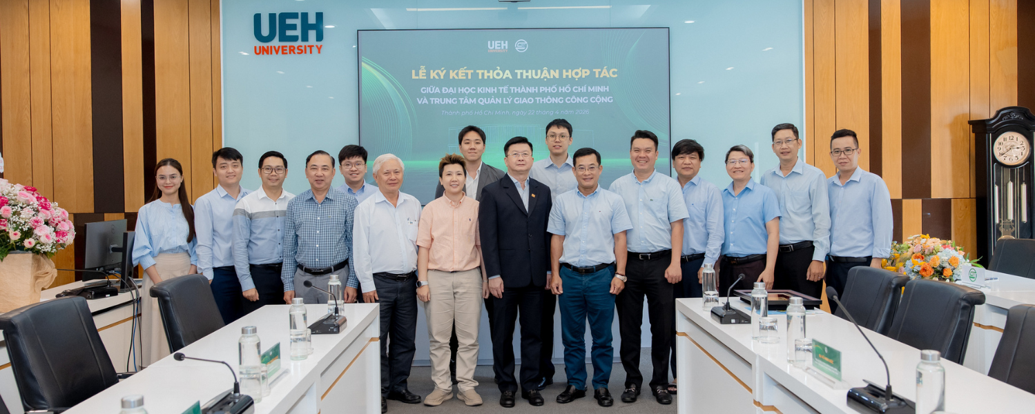 UEH and the Ho Chi Minh City Public Transport Management Center sign a cooperation agreement to promote sustainability and urban human resource development