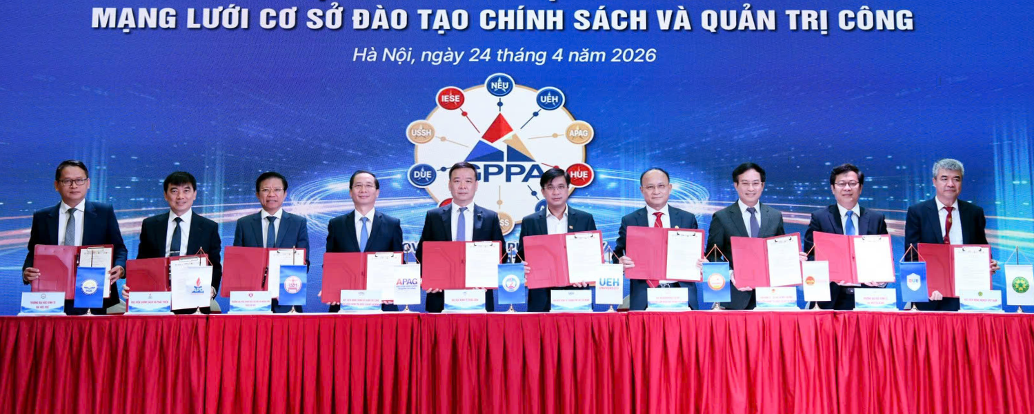 UEH participates in establishing the Governance and Public Policy Association (GPPA)