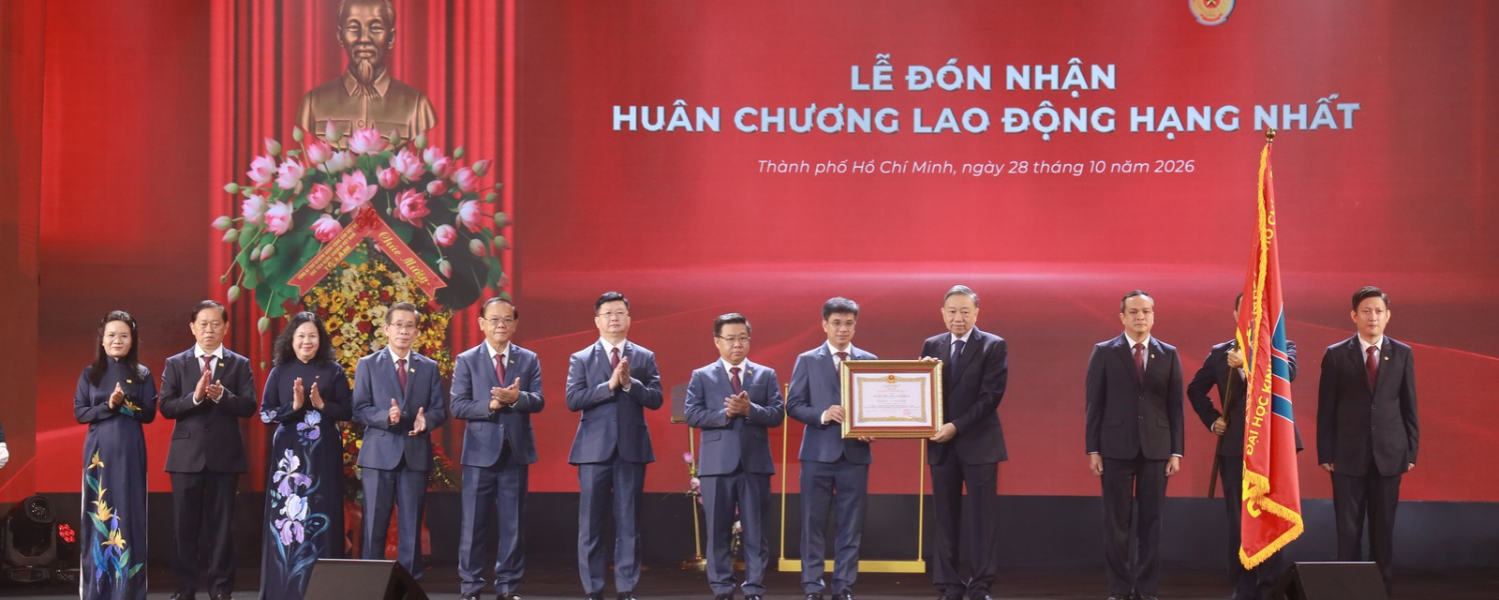 Dấu mốc 50 năm UEH: Vinh dự đón nhận Huân chương Lao động hạng Nhất, khẳng định khát vọng vươn tầm