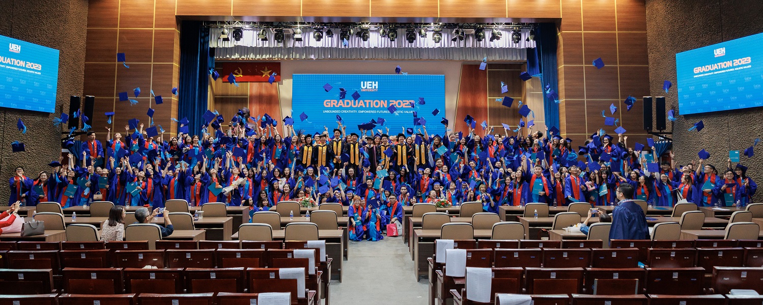 Graduation Ceremony 2023: More than 4,300 new UEH graduates officially entering the labor market
