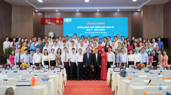 University of Economics Ho Chi Minh City organized the Opening Ceremony of the Master's Programs, Batch 1, 2023 – Studying at Vinh Long Campus