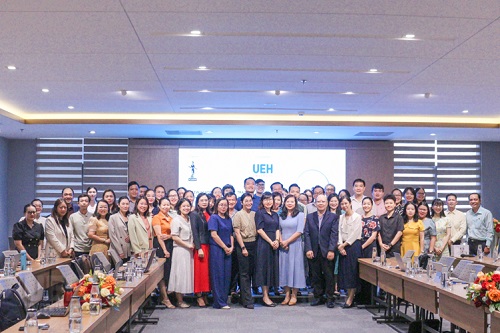 ICAEW and UEH co-organize the training course “Without Question” – Connecting theory with practice in university teaching