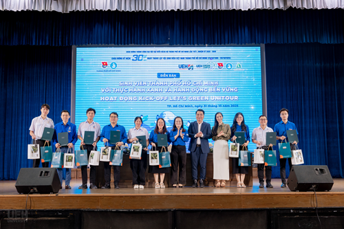 The "Ho Chi Minh City Students with Green Practices and Sustainable Action" Forum and the Kick-off of the Let's Green UniTour 2025 Project - The Beginning of a Journey to Spread UEH's Green University Model to the City's Student Community