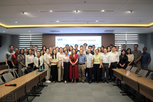 Sinh hoạt nghiên cứu khoa học theo chuyên đề: “Hướng dẫn sử dụng trí tuệ nhân tạo (AI) trong nghiên cứu khoa học”