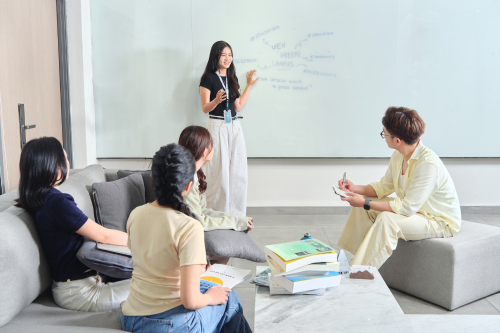 Đại học Kinh tế TPHCM đạt 92,1/100 điểm chất lượng nghiên cứu, vào top 15 Đông Nam Á