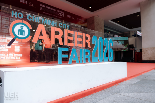 [UEH 50th Anniversary] From connection to co-creation: UEH Partnerships Summit & Career Fair 2026 “Embracing Co-Created Futures” generates nearly 14 billion VND and connects more than 5,000 job opportunities for learners