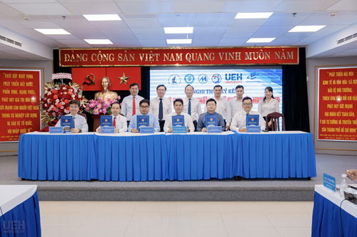 UEH Signs Cooperation Agreement with Xuan Hoa Ward People's Committee and Ho Chi Minh Communist Youth Union of Xuan Hoa Ward, Strengthening Collaboration in Organizing Educational, Cultural – Social, and Community Service Activities