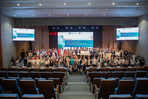 Seminar: “A Human Economy: Emerging Global Trends and Implications for Middle-Income Countries”
